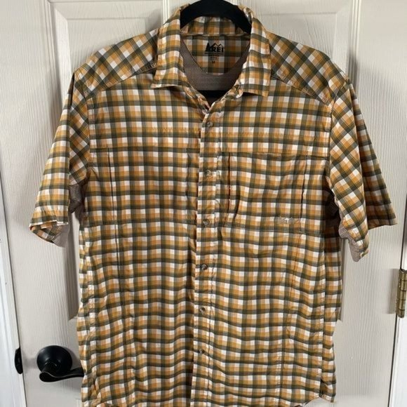 REI Men’s Yellow Plaid Outdoor Shirt Vented M - Picture 7 of 11